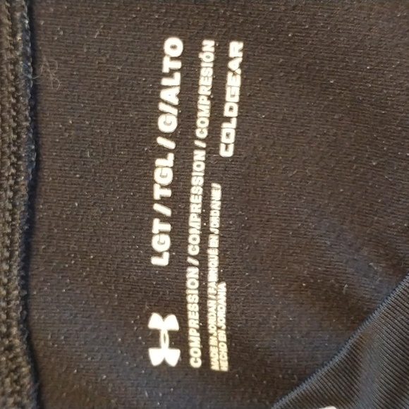 Under Armor Men's Cold Gear Fitted Compression Shirt Black Size Large Mock Neck - Picture 4 of 6